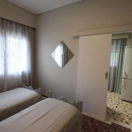 Lia Beach House Near Airport Artemida  Exterior photo