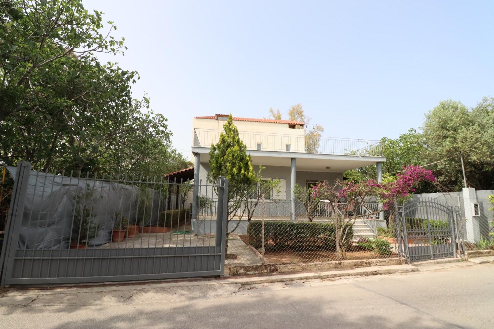Lia House Near Airport Луца
