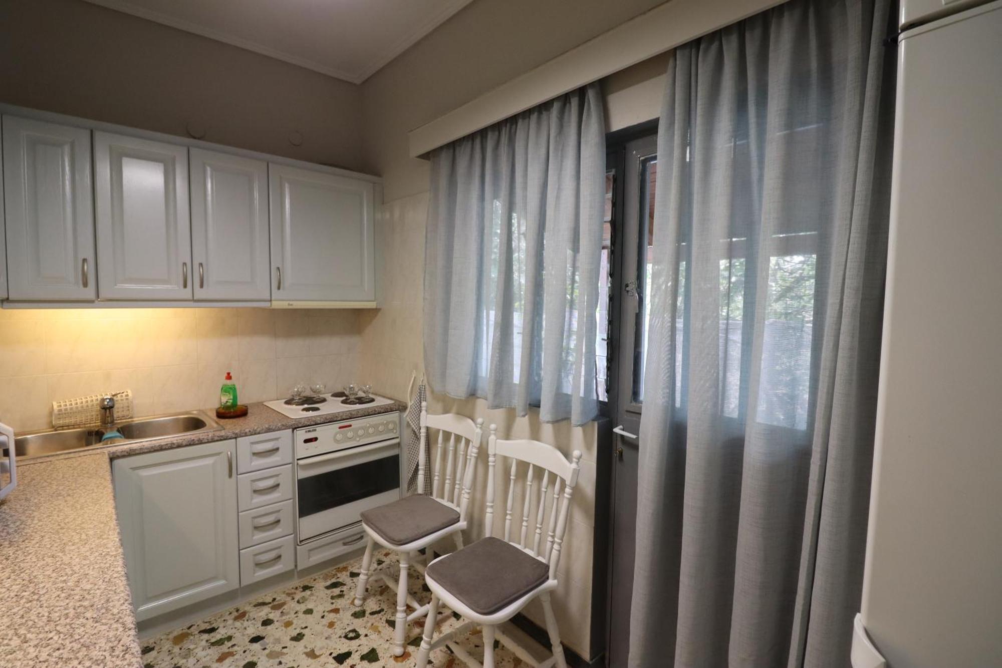 Дом отдыха Lia House Near Airport